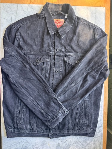 Levis xxl black denim trucker - xxl,
